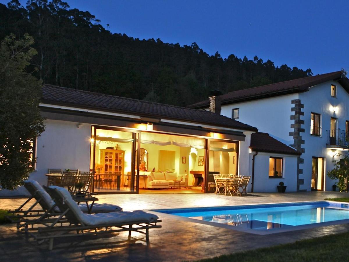 Impresionante Villa Entre Mar Y Montana La Cavada Exterior foto